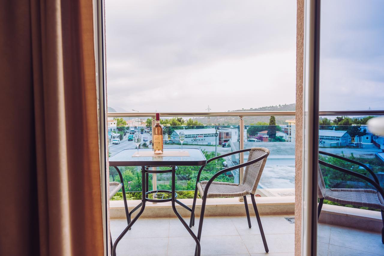 סוטומורה Apartments Krstovic מראה חיצוני תמונה