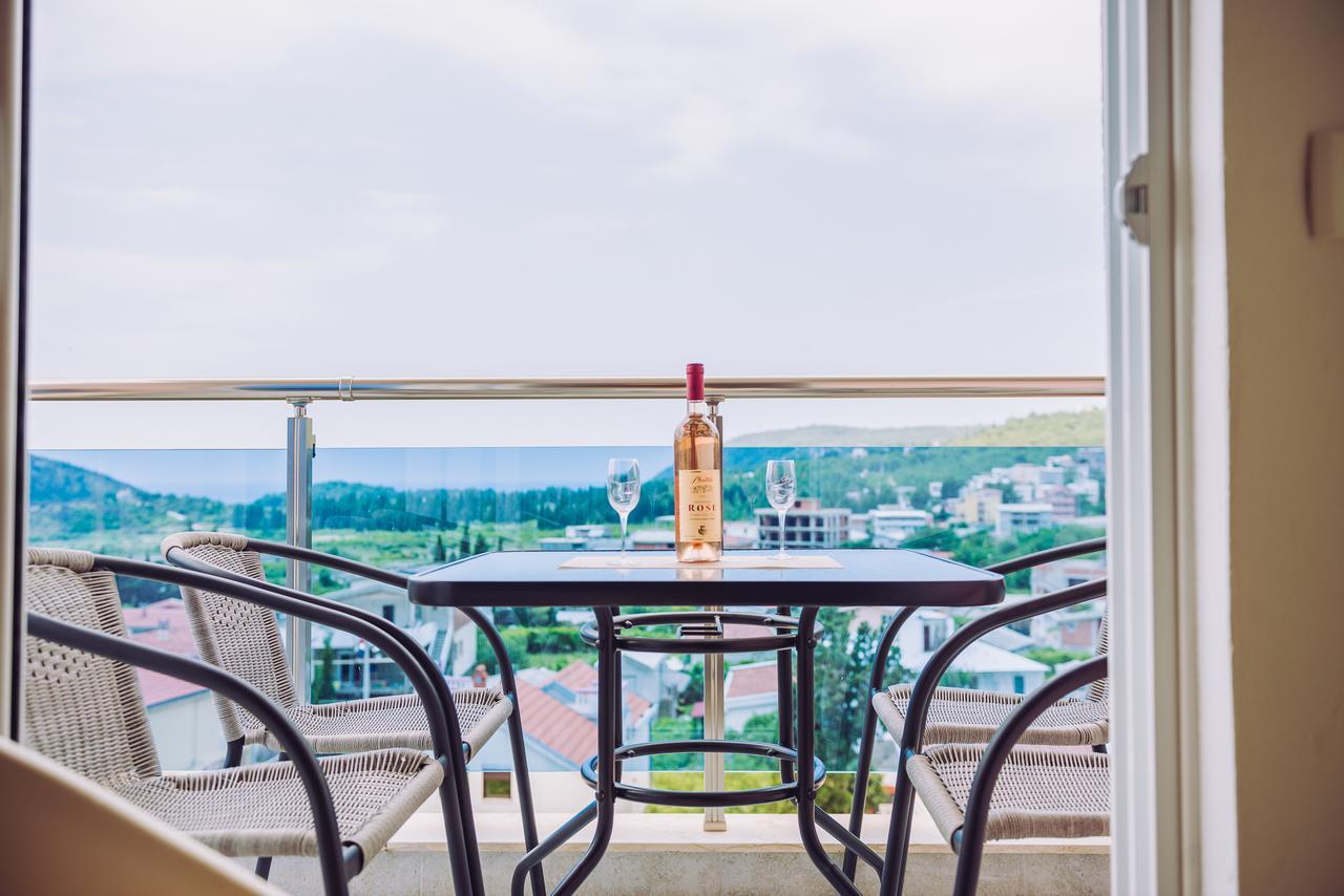 סוטומורה Apartments Krstovic מראה חיצוני תמונה