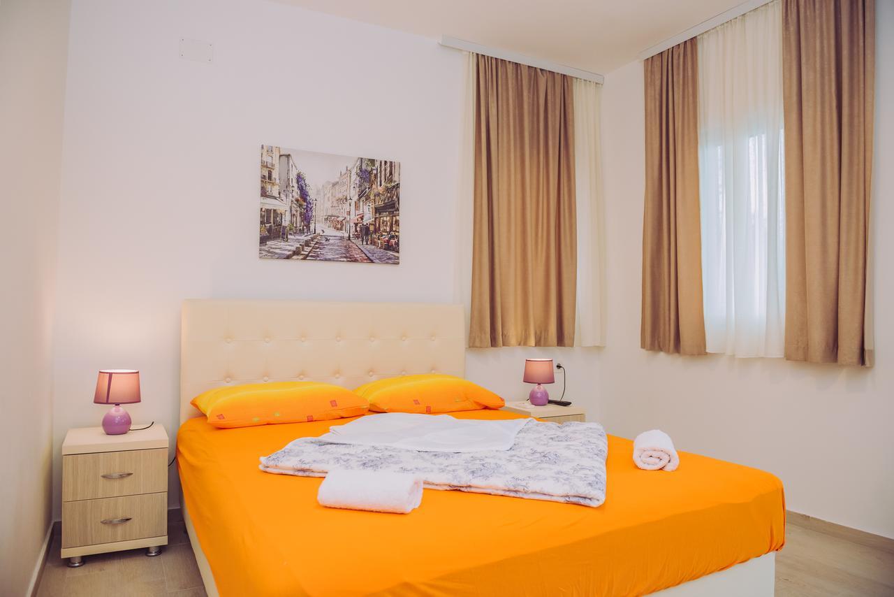 סוטומורה Apartments Krstovic מראה חיצוני תמונה