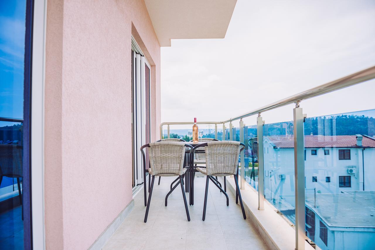סוטומורה Apartments Krstovic מראה חיצוני תמונה