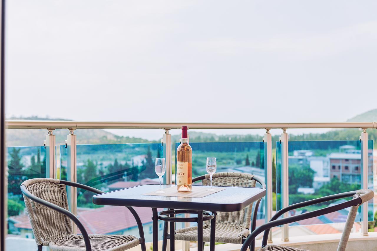 סוטומורה Apartments Krstovic מראה חיצוני תמונה